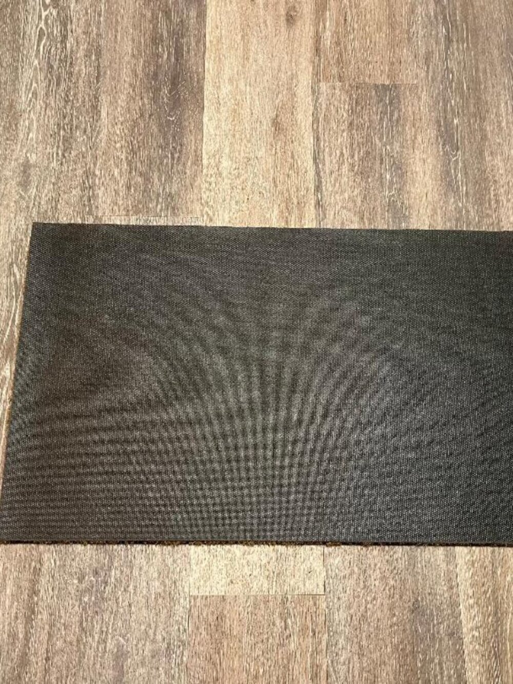 WHAT DOESN'T KILL YOU MAKES YOU STRONGER Unless it kills you decorative doormat - Picture 2 of 2